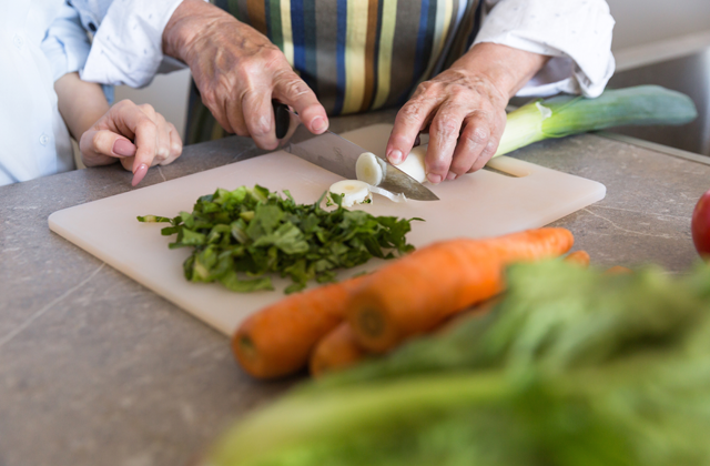 Alimentação saudável: qual a importância para os idosos?